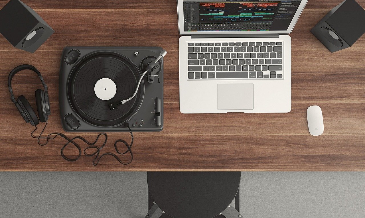 Apple’s Upcoming MacBook Ultra: A New Direction for Pro Users
