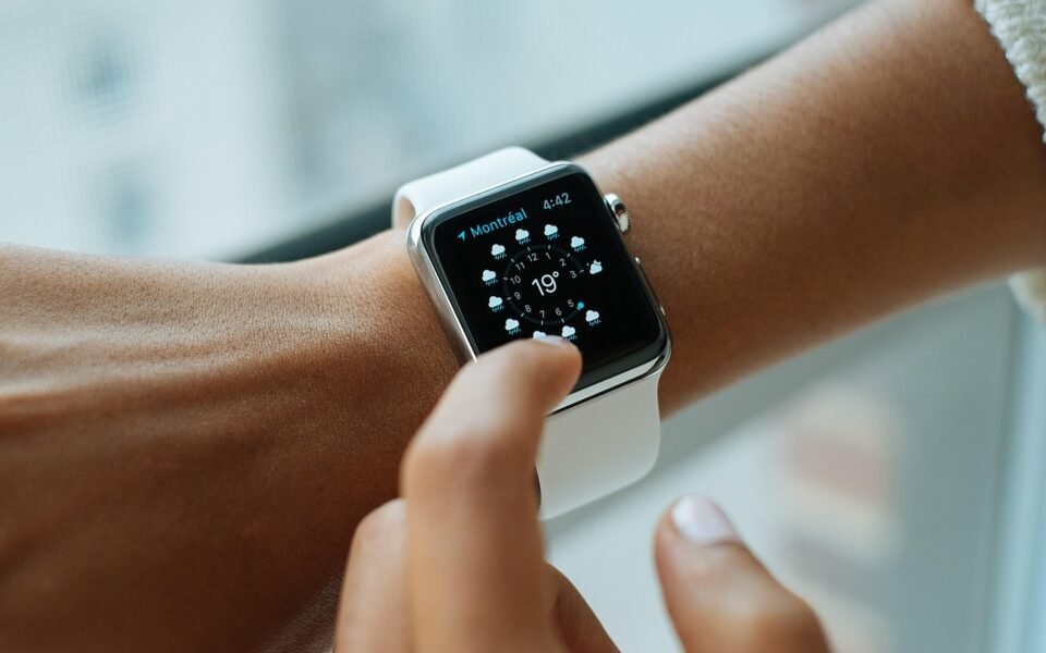 Apple Watch Ultra 4 Could Boost Shipments by 30% with New Features