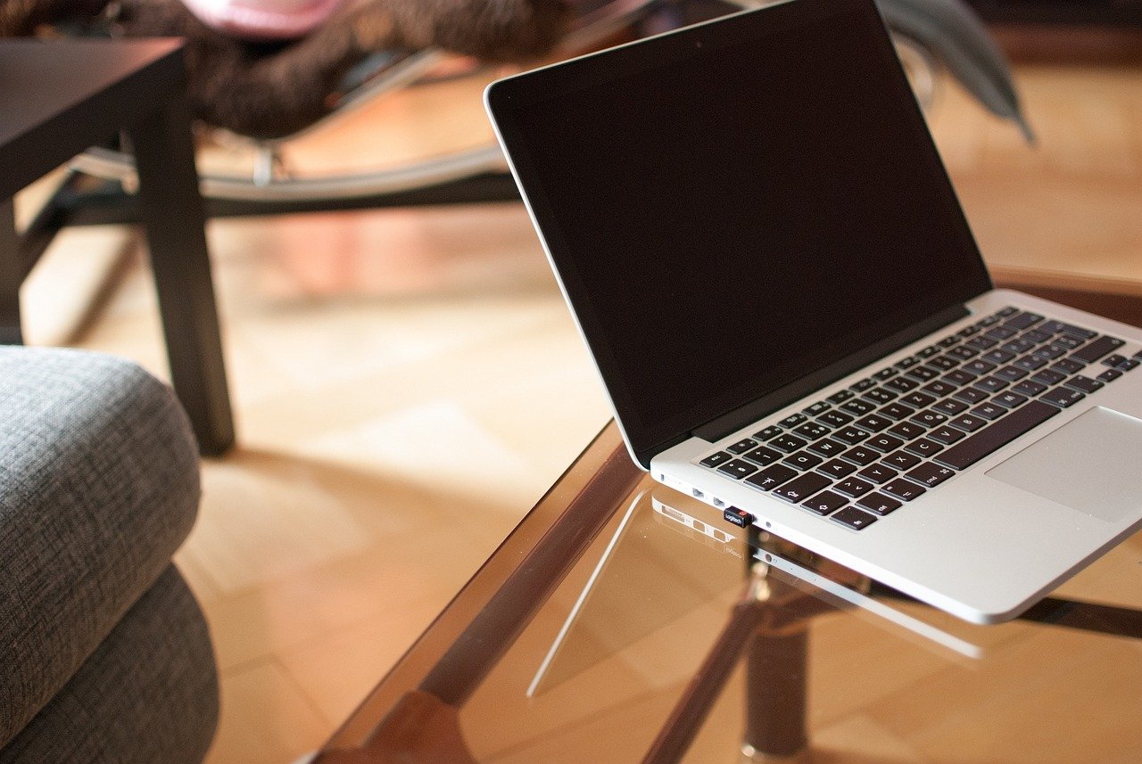 15-inch MacBook Air M4 Drops to $949: Best Price Yet