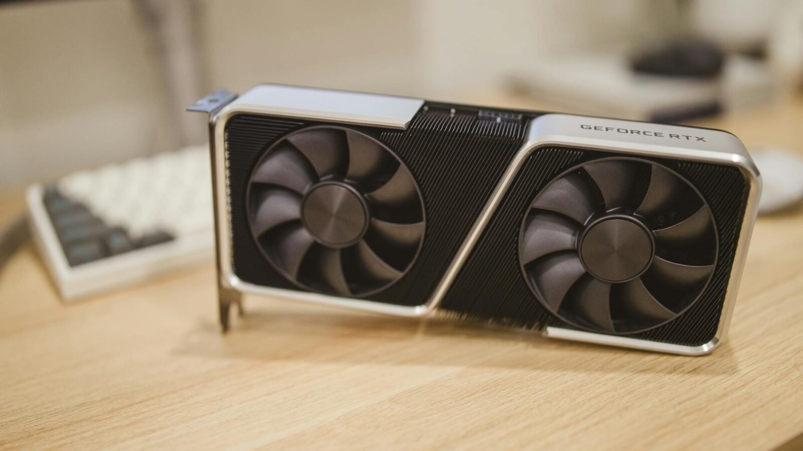 Nvidia Bundles 007: First Light With RTX 50 Series GPUs