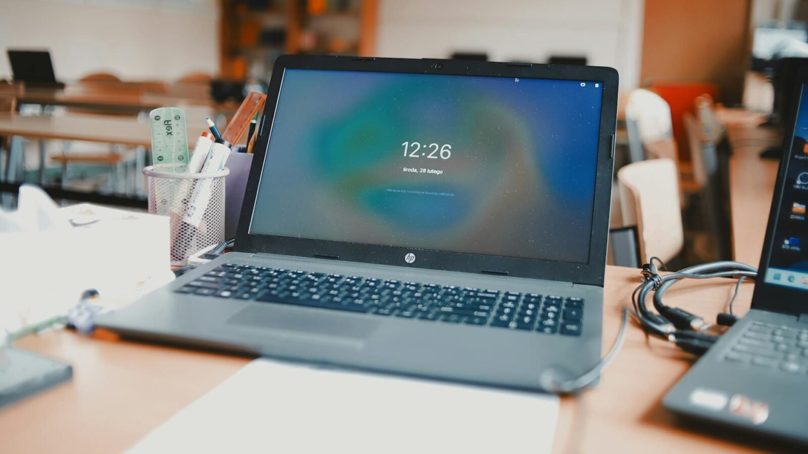 Amazon Offers $250 Off 2026 16-Inch MacBook Pro Models Starting at $2,449