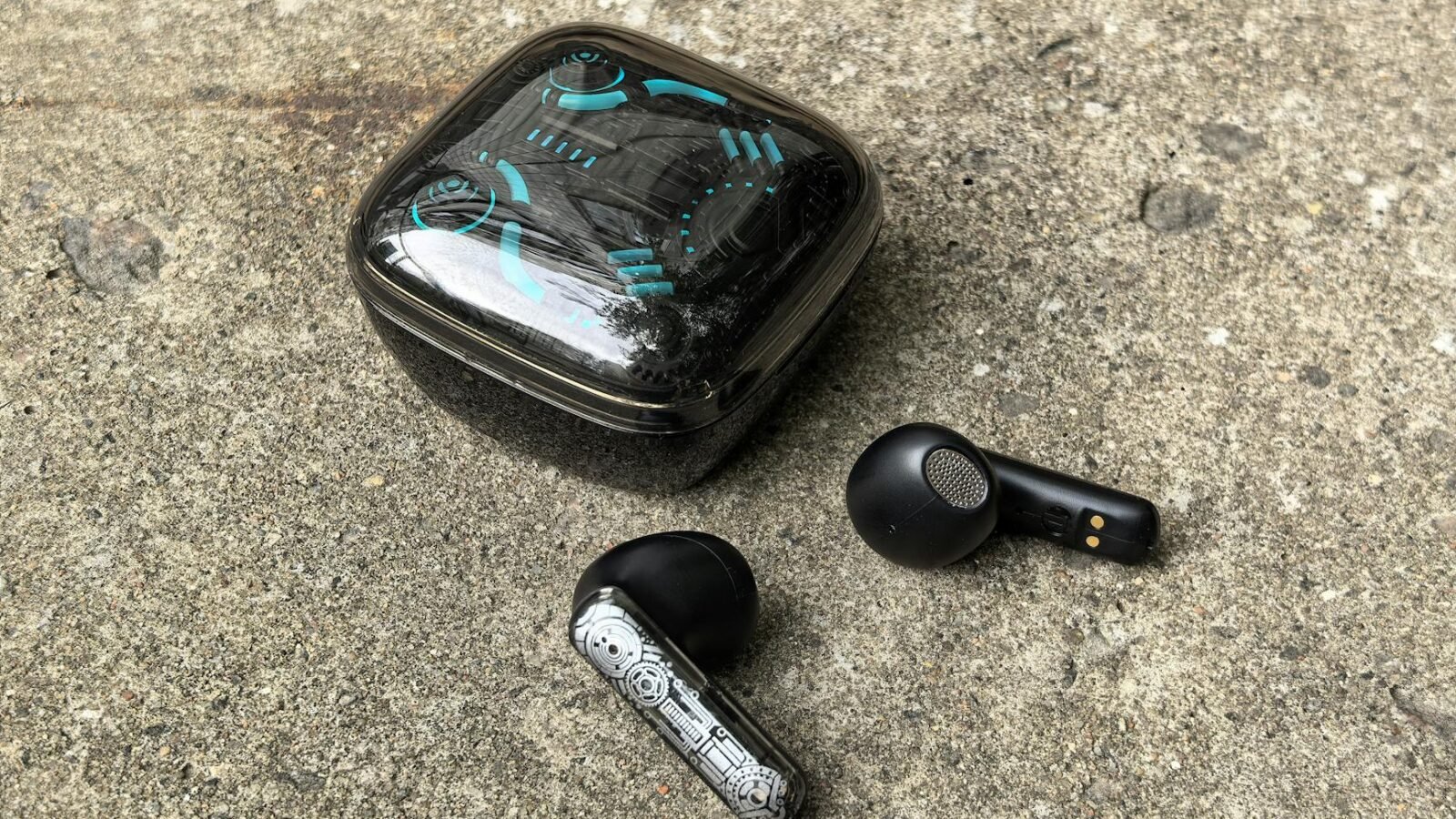 Apple AirPods 4 Now Under $100 Ahead of Memorial Day Sales
