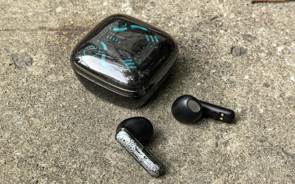 Apple AirPods 4 Now Under $100 Ahead of Memorial Day Sales
