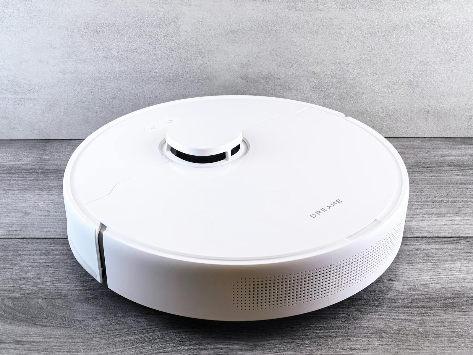 Dreame X50 Ultra Robot Vacuum and Mop Now $700 Off at $899.98