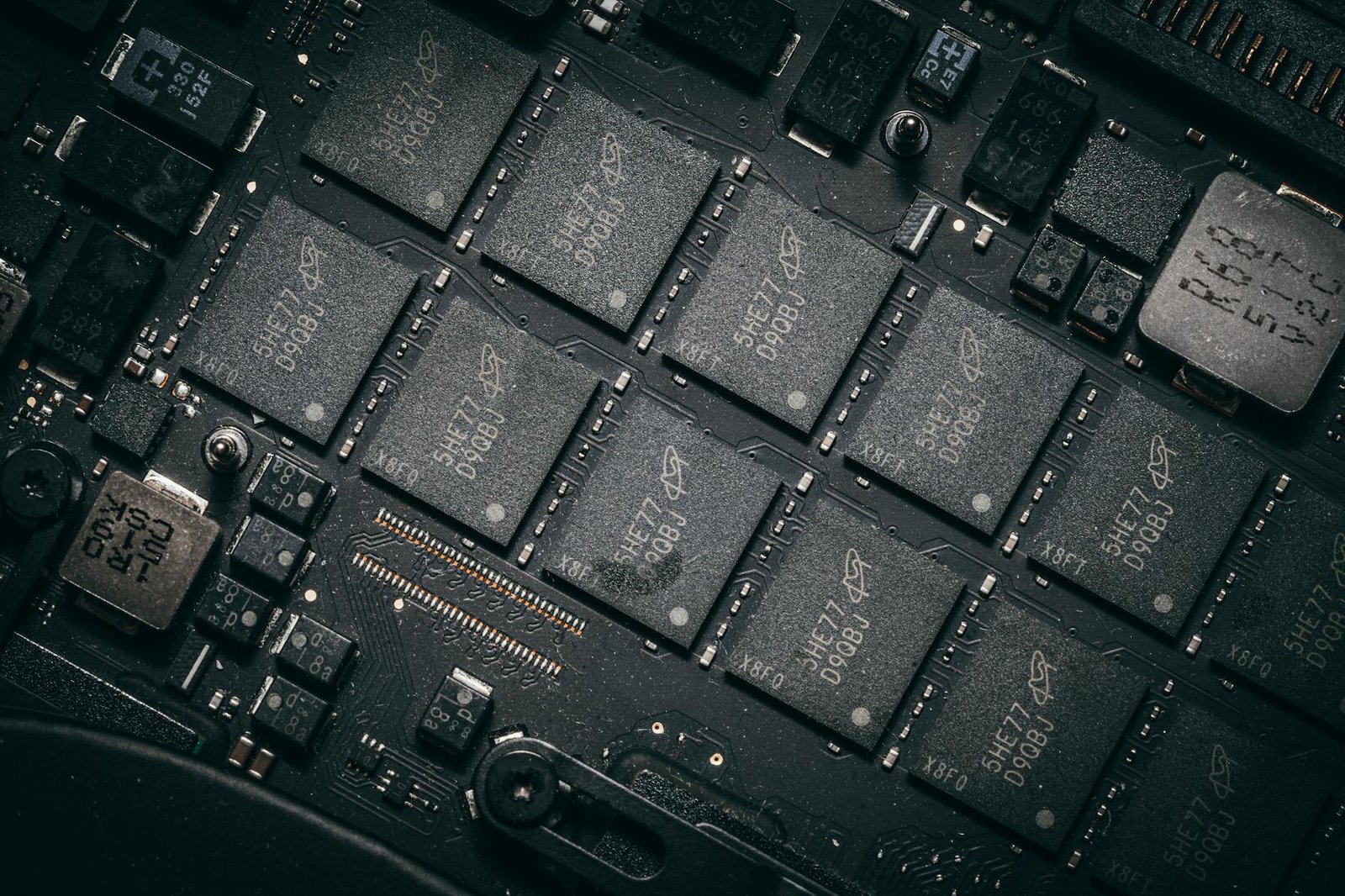 Asus V16 Gaming Laptop Now $1,189.99: Strong Specs at $300 Off