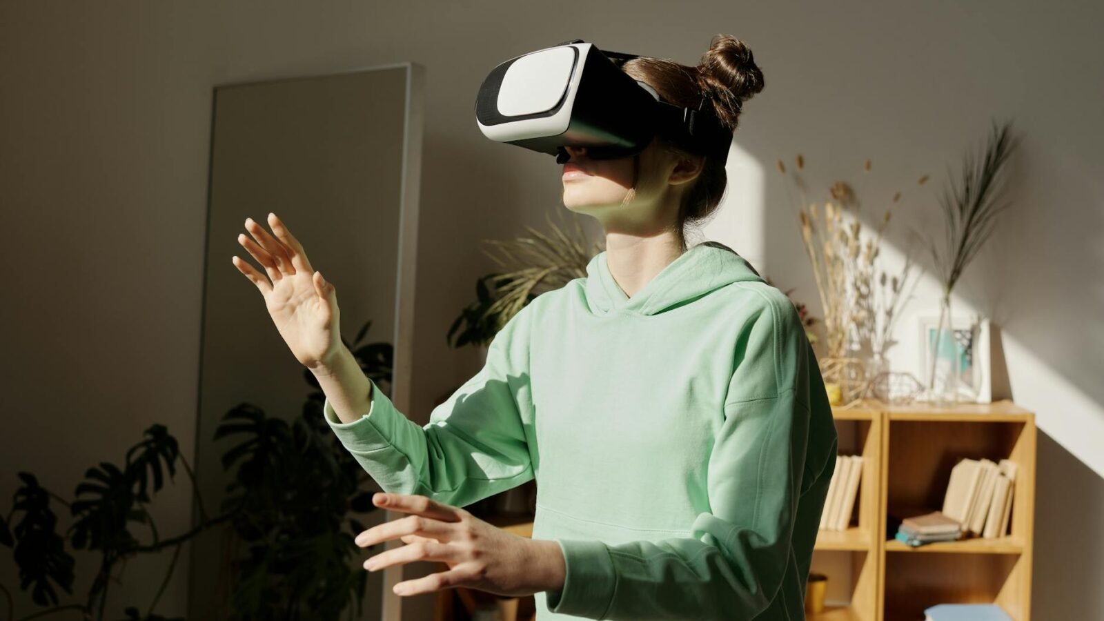 Golden Retriever Explores Augmented Reality with Meta Glasses