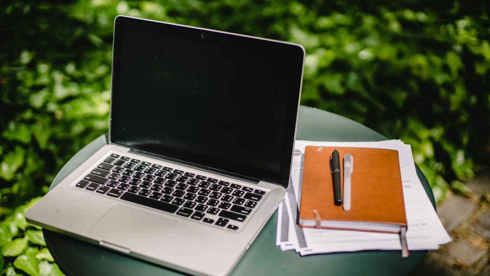 Apple’s 15-inch M5 MacBook Air 512GB Now $150 Off