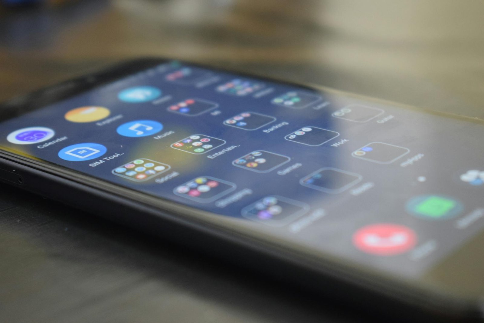 Motorola Razr Fold Launches at $1,900 with Impressive Specs and Features