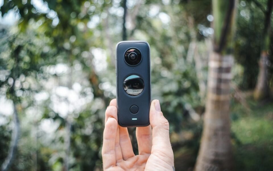 Insta360 Go 3S Retro Bundle Blends Vintage Design with 4K Technology