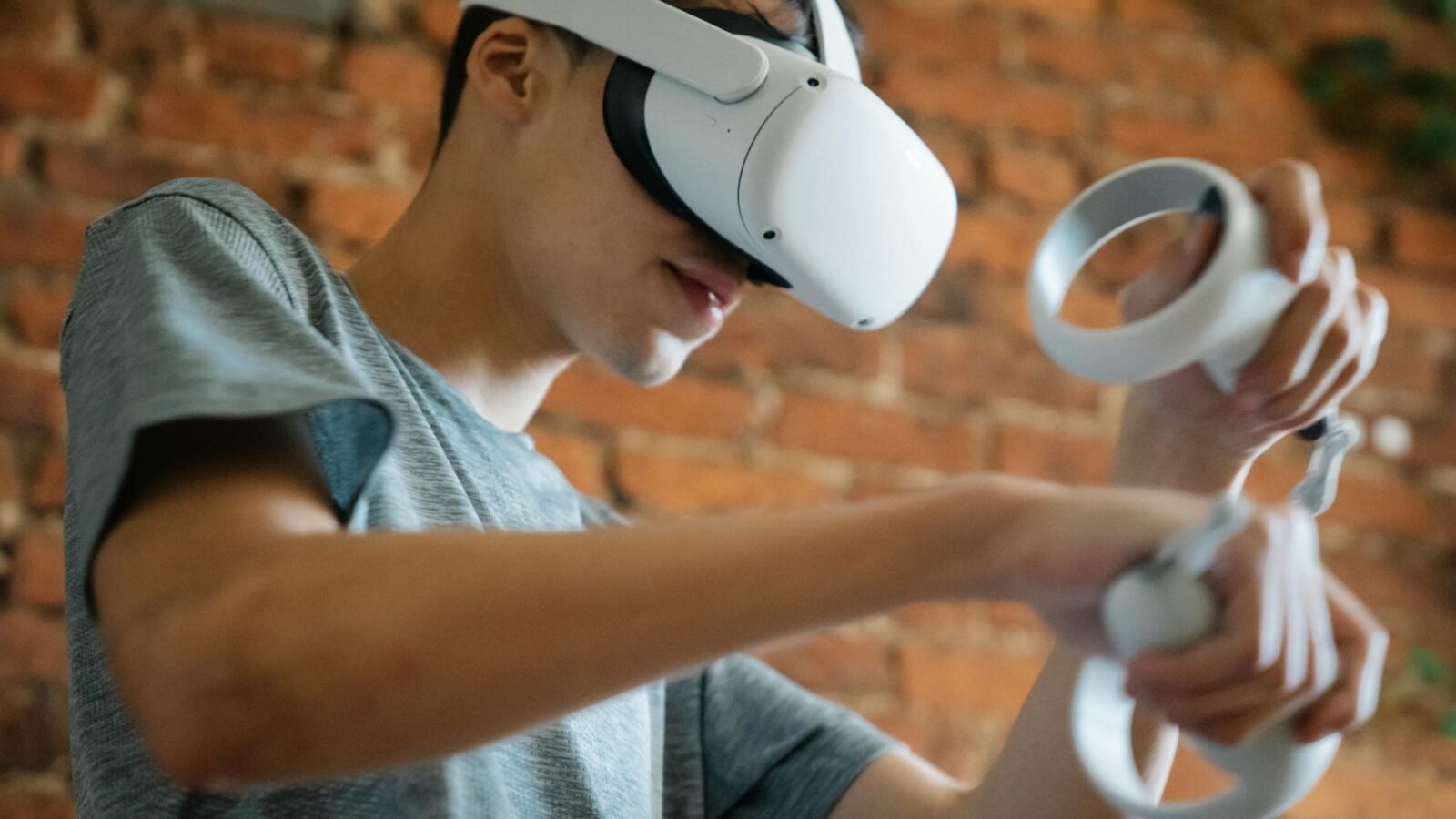 Apple Moves to Enhance Vision Pro with Animato Talent Acquisition