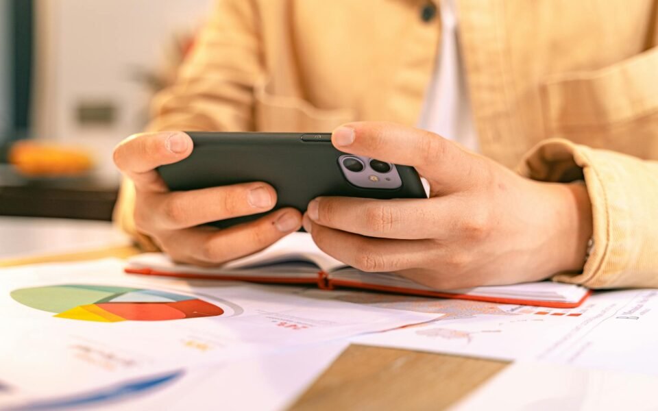 AT&T’s New Build-A-Plan Starts at $15 Monthly for Customizable Options