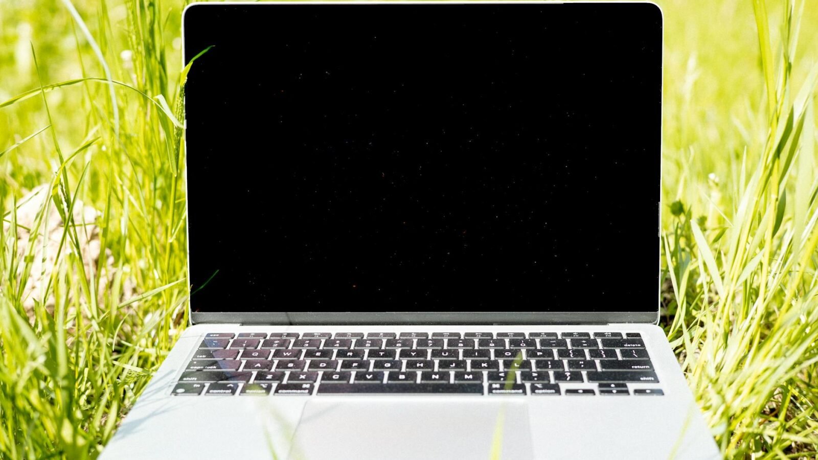 Apple’s M5 Pro 16-Core GPU Surfaces in New MacBook Pro Models