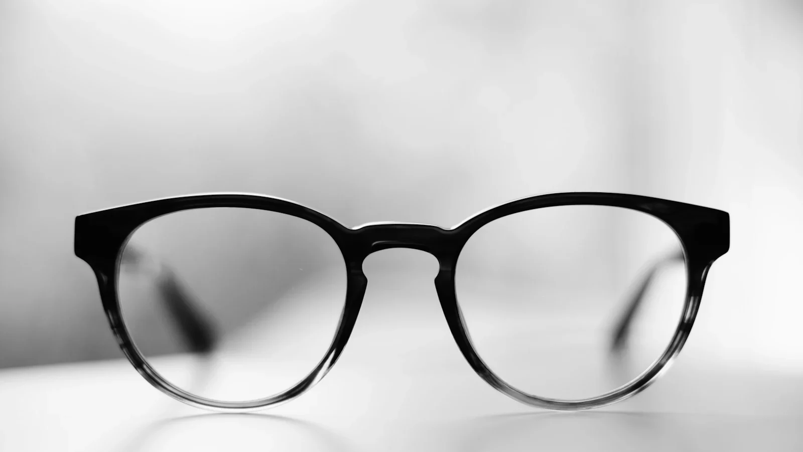 Meta Enhances Ray-Ban Meta Smart Glasses with New Gesture Features