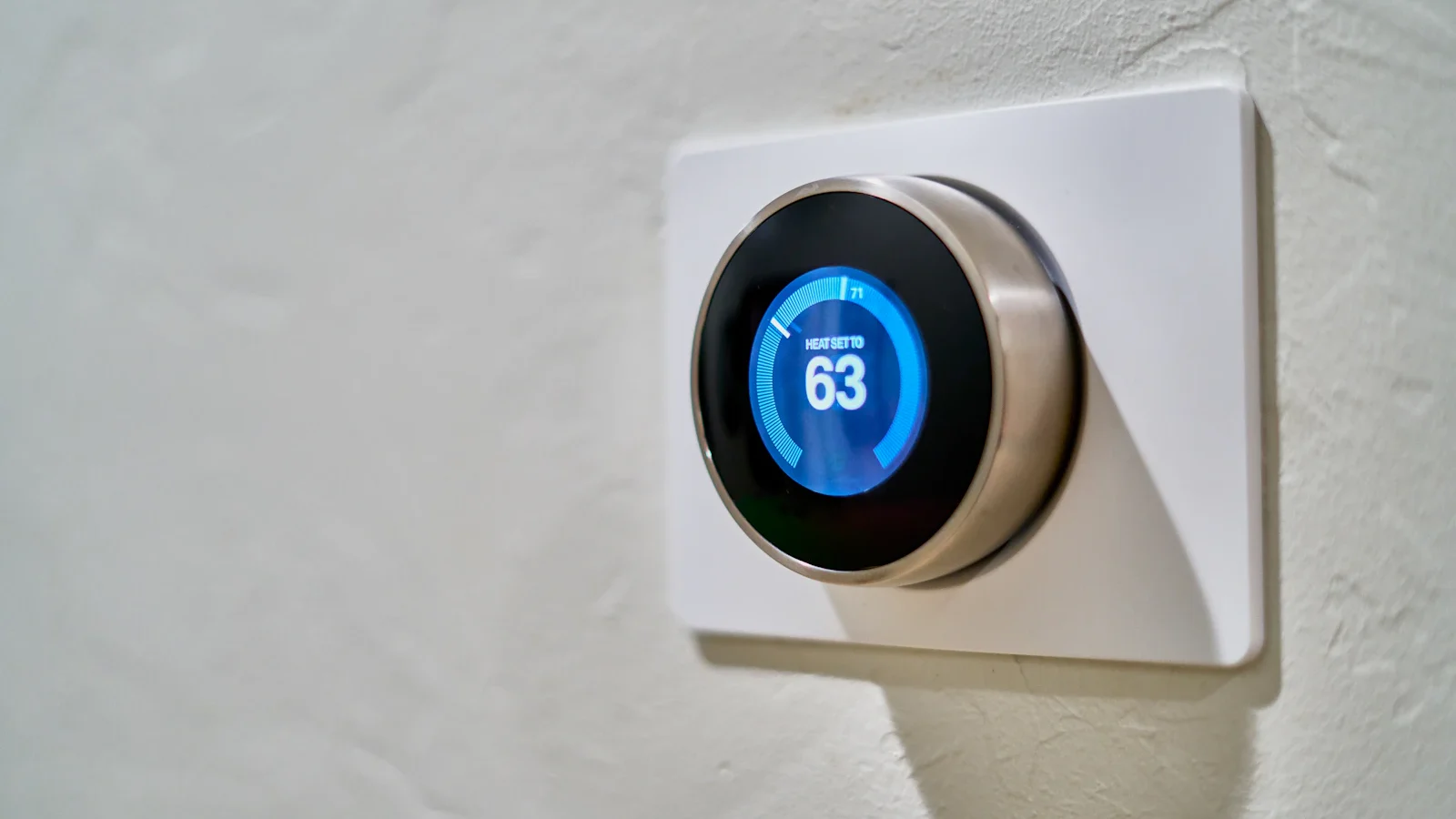 Arlo Offers Up to 65% Off Smart Security Cameras and Doorbells