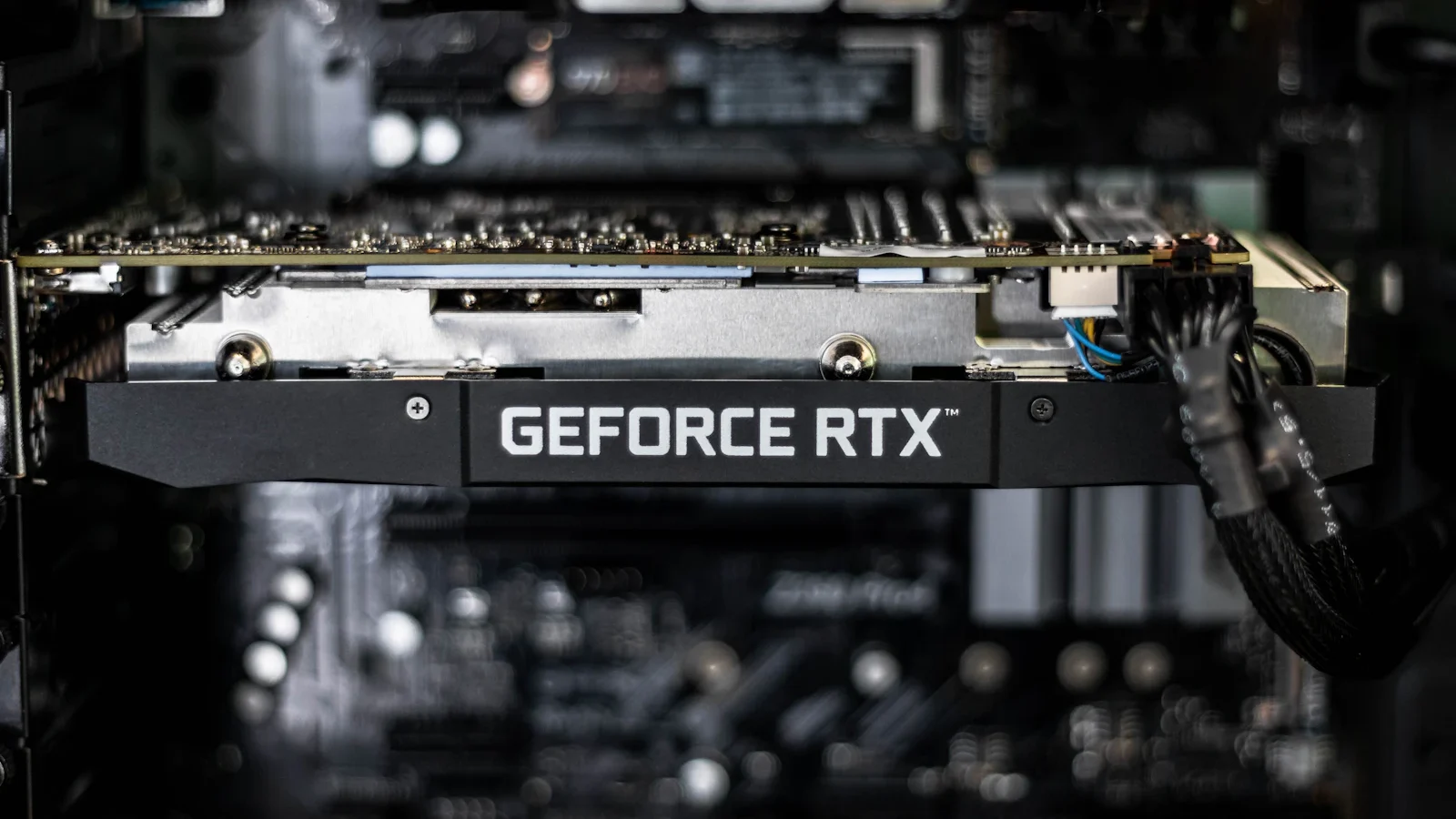 Intel’s Clearwater Forest Xeon 6+ CPUs Enter Production with 288 Cores