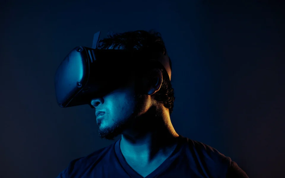 Snap to Launch Specs AR Glasses This Fall for $2500, Targeting Early Adopters