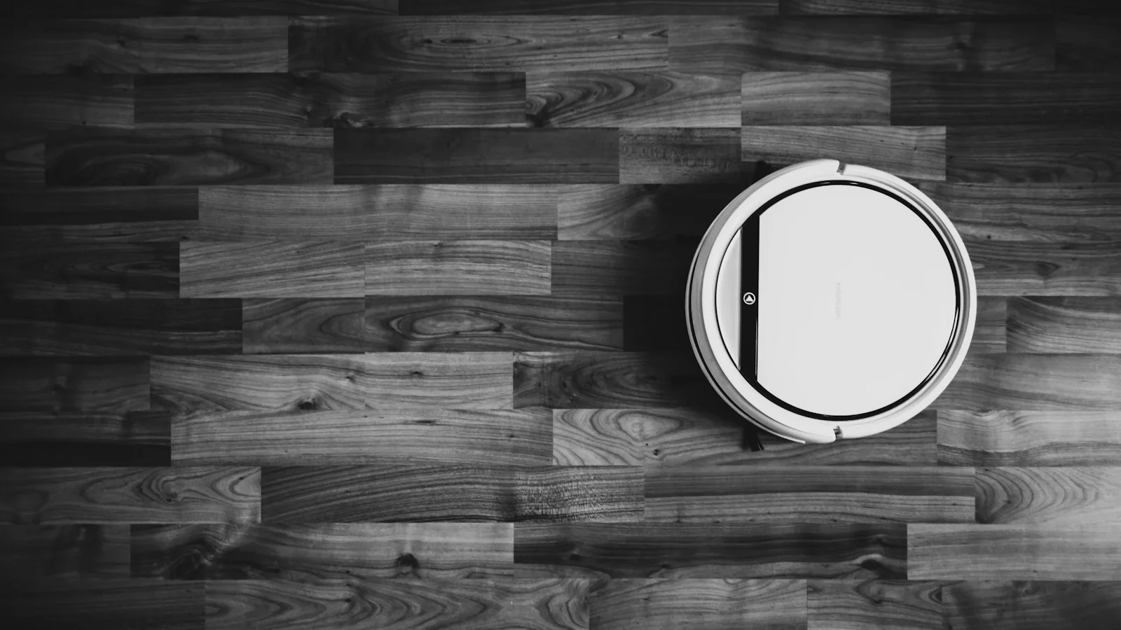 Roborock Launches Saros 20 Sonic Amid Real Madrid Collaboration
