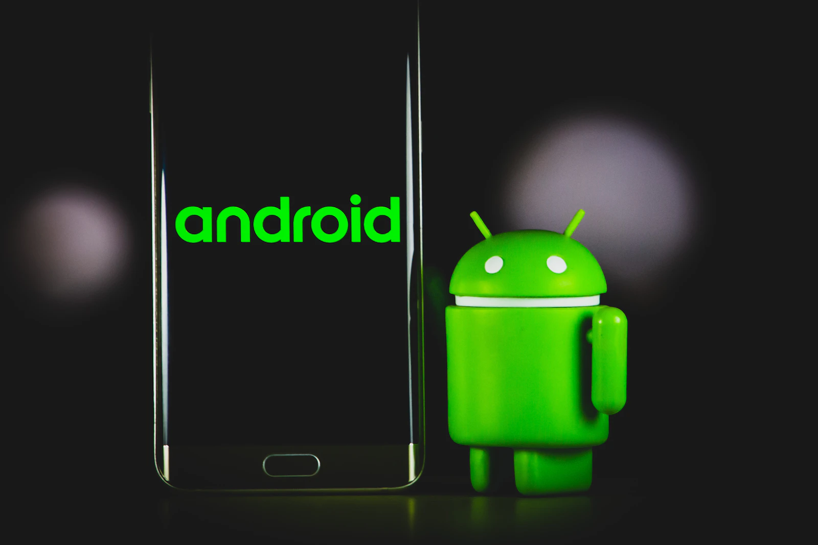 Samsung Galaxy S26 Ultra and Pixel 10 Pro See Up to £270 in Discounts
