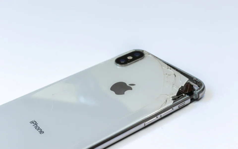 Pixel Fold Users Report Widespread Cover Display Issues After Update