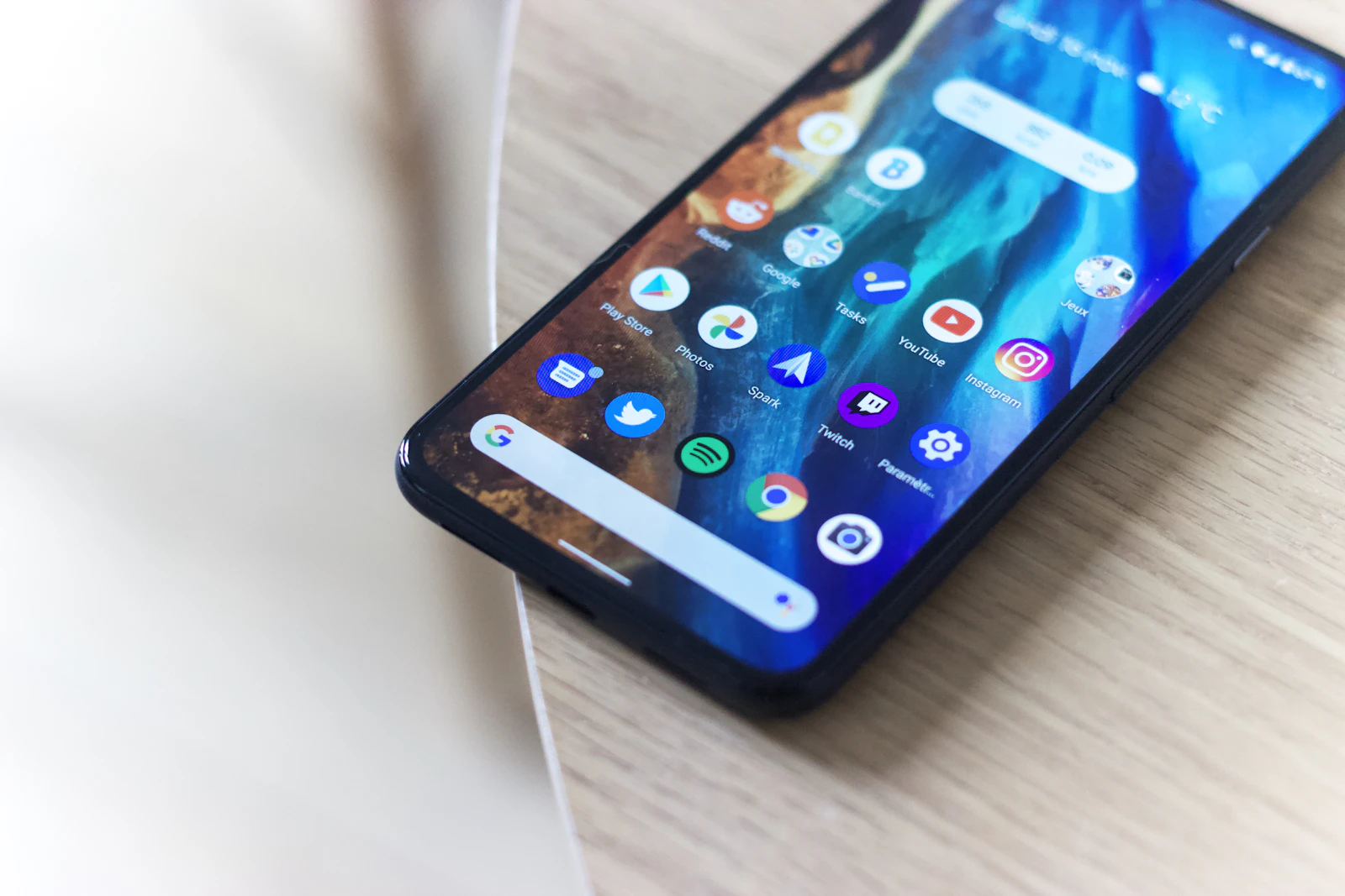 Sony WF-1000XM6 vs Samsung Galaxy Buds 4 Pro: Features and Sound Face Off