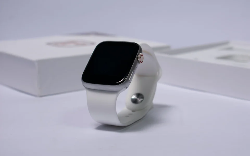 Apple Watch Series 11 46mm Cell Discounted by $130 on Amazon