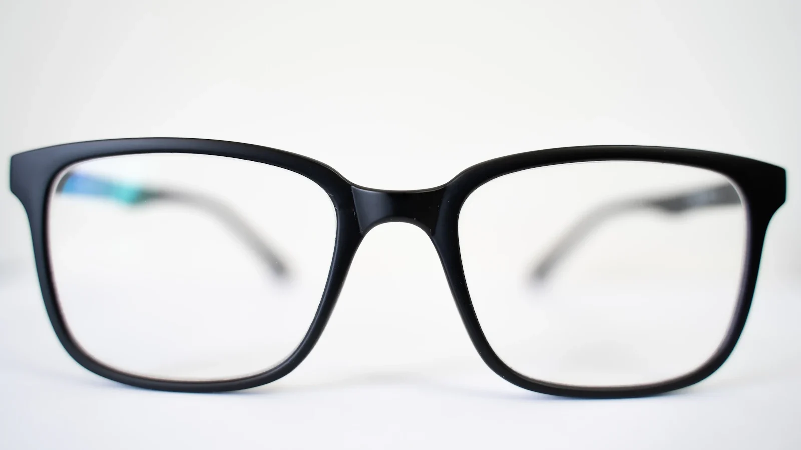 OHO Sunshine Launches GlobeEar and Primex EIS Smart Glasses with AI Features