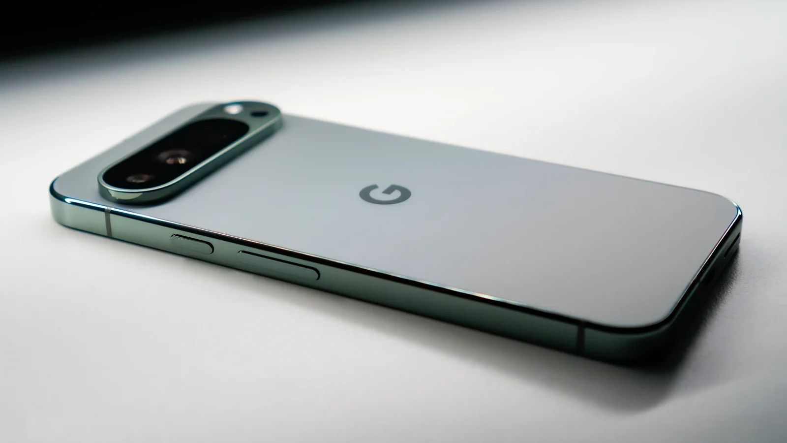 Google’s AI Studio Enables Rapid App Creation, But Quality Lags